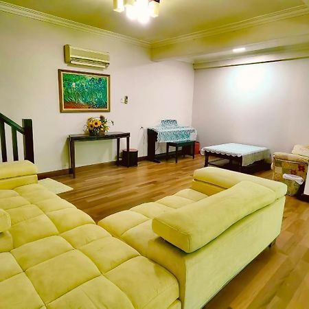 Aaronl Homestay Kota Kinabalu Esterno foto