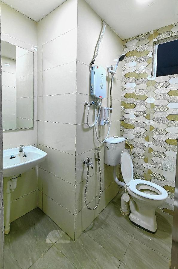 Aaronl Homestay Kota Kinabalu Esterno foto