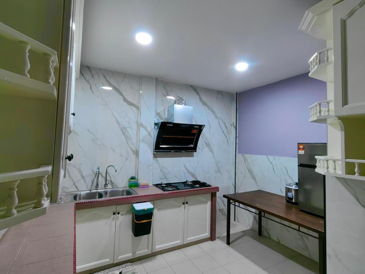 Aaronl Homestay Kota Kinabalu Esterno foto
