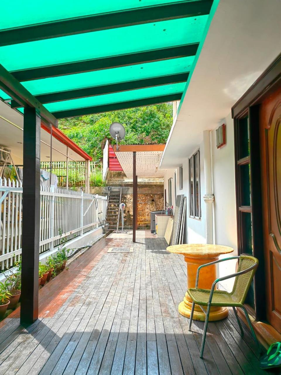 Aaronl Homestay Kota Kinabalu Esterno foto