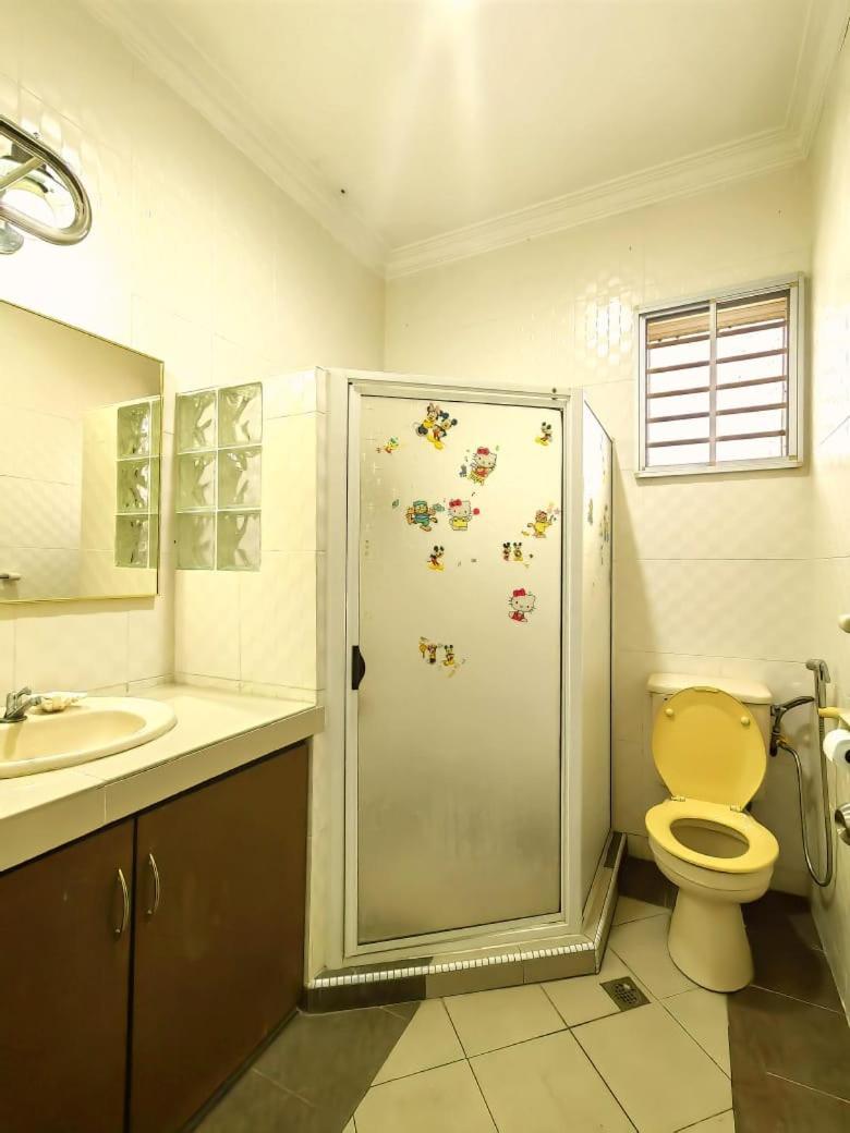 Aaronl Homestay Kota Kinabalu Esterno foto